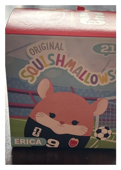 Erica Happy Meal Squishmallows Mundial 2026